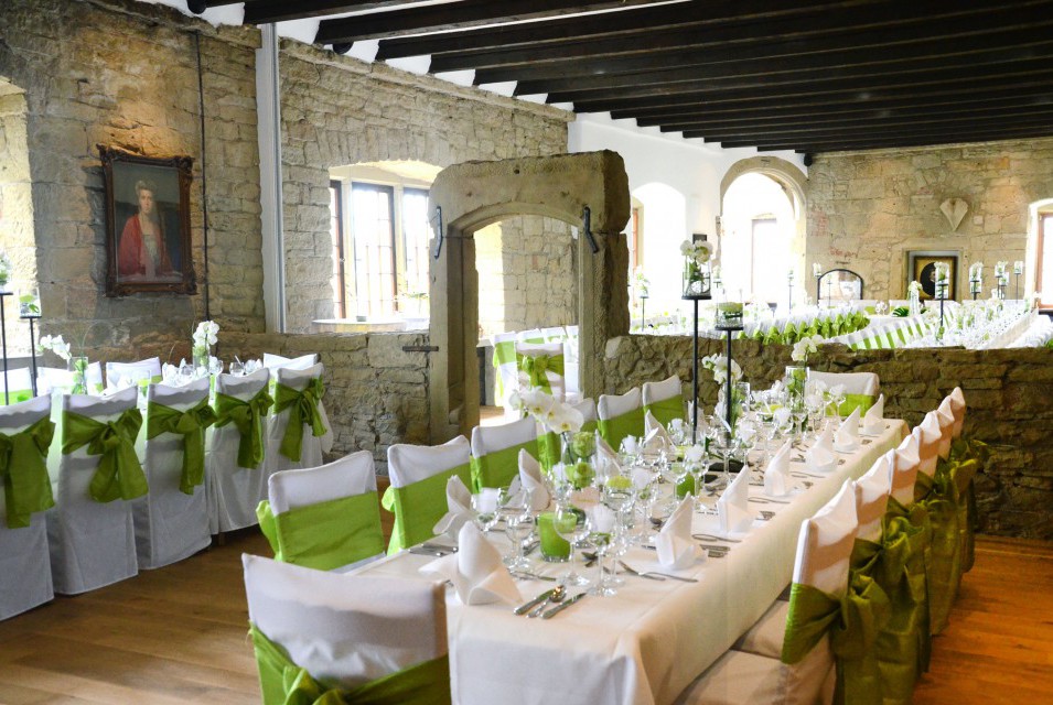 Dekorierte Tische Hochzeit