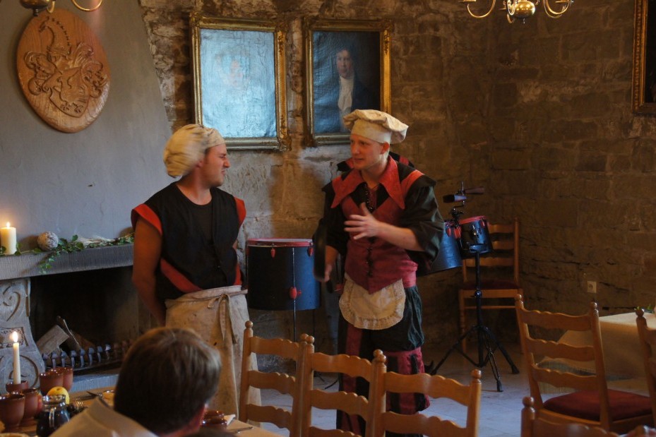 Rittermahl auf der Burg Ravensburg